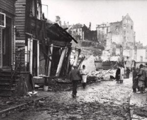 A-015 Krigsødeleggelsene på Nordnes, reguleringsplaner og gjenreisningen etter krigen. Foredrag v/ Mons Kvamme